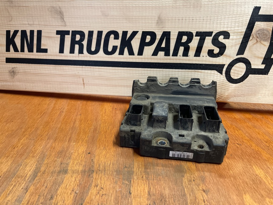 SCANIA ELECTRONIC CONTROL UNIT 2236806 - Sistema elétrico para Camião: foto 1 SCANIA ELECTRONIC CONTROL UNIT 2236806 - Sistema elétrico para Camião: foto 1