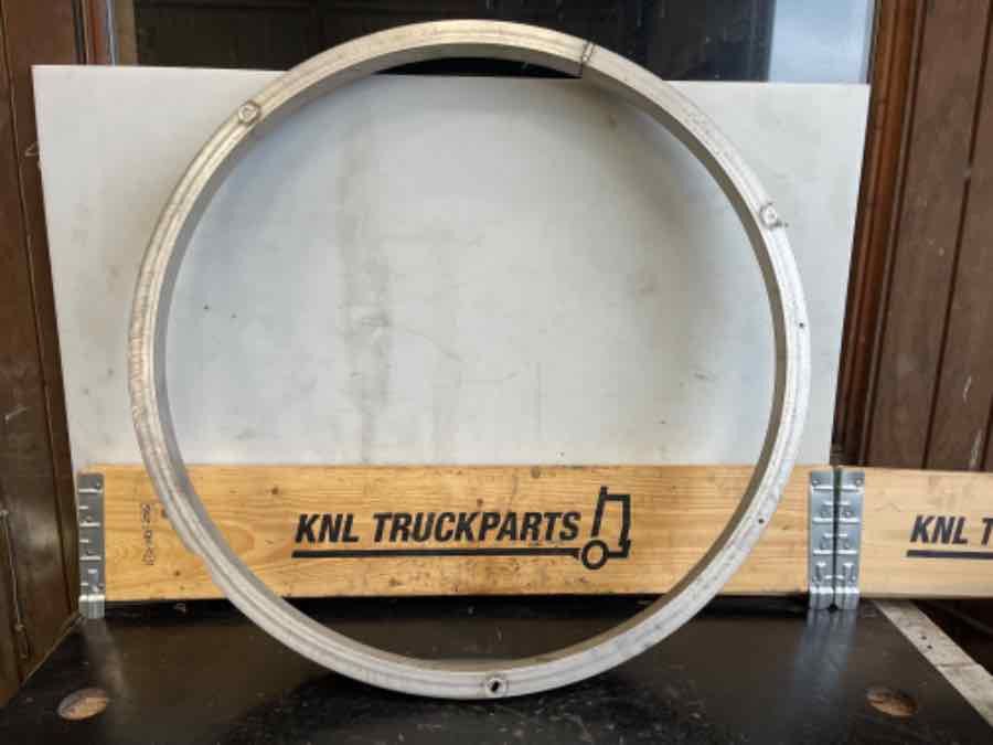 SCANIA FAN RING 2397333 - Sistema de arrefecimento para Camião: foto 1 SCANIA FAN RING 2397333 - Sistema de arrefecimento para Camião: foto 1