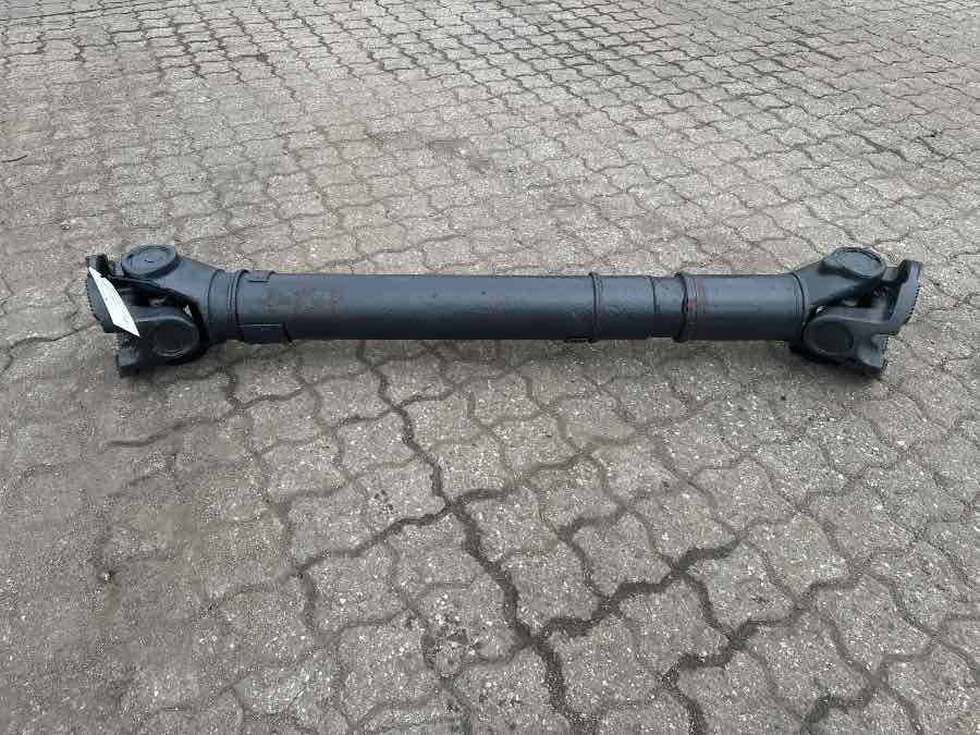 SCANIA PROPSHAFT P602 1802979 - Veio de transmissão para Camião: foto 1 SCANIA PROPSHAFT P602 1802979 - Veio de transmissão para Camião: foto 1