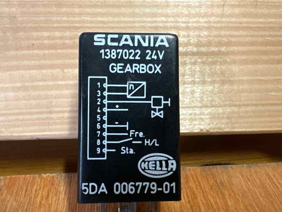 SCANIA RELAY 1387022 - Sistema elétrico para Camião: foto 2 SCANIA RELAY 1387022 - Sistema elétrico para Camião: foto 2