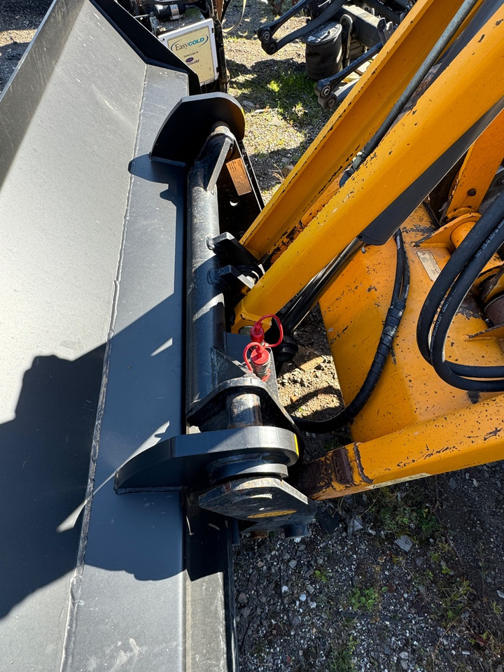 TEREX 980 4X4 // BURNED - Retroescavadeira: foto 3 TEREX 980 4X4 // BURNED - Retroescavadeira: foto 3