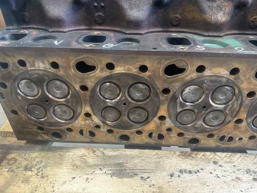 VOLVO CYLINDERHEAD D13 22784337 - Motor e peças para Camião: foto 5 VOLVO CYLINDERHEAD D13 22784337 - Motor e peças para Camião: foto 5