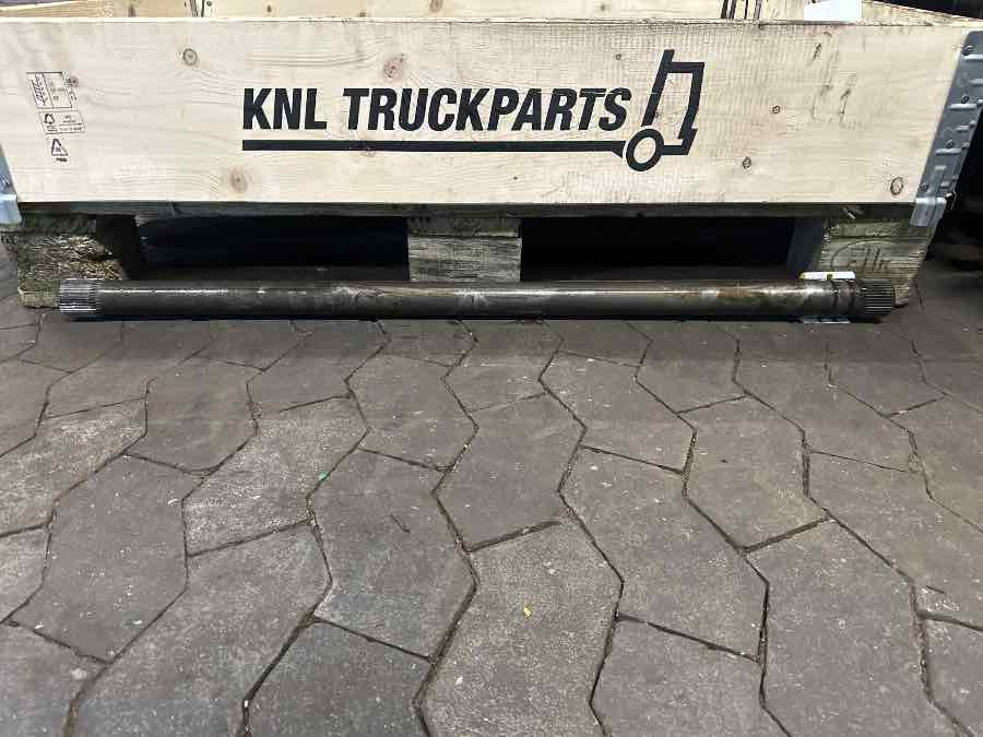 VOLVO HALF SHAFT 21940426 - Semi eixo para Camião: foto 1 VOLVO HALF SHAFT 21940426 - Semi eixo para Camião: foto 1