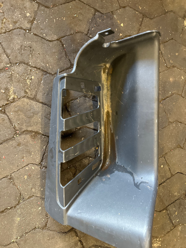 VOLVO STEP 20529638 - Carroceria e exterior para Camião: foto 1 VOLVO STEP 20529638 - Carroceria e exterior para Camião: foto 1