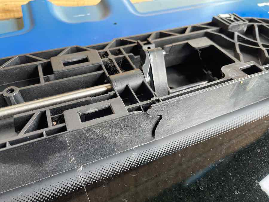VOLVO SUNROOF 84415477 - Cabine e interior para Camião: foto 2 VOLVO SUNROOF 84415477 - Cabine e interior para Camião: foto 2