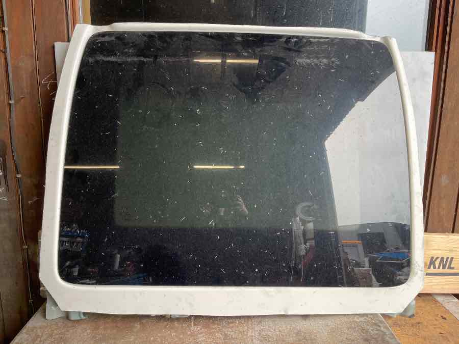 VOLVO SUNROOF 84415477 - Cabine e interior para Camião: foto 1 VOLVO SUNROOF 84415477 - Cabine e interior para Camião: foto 1
