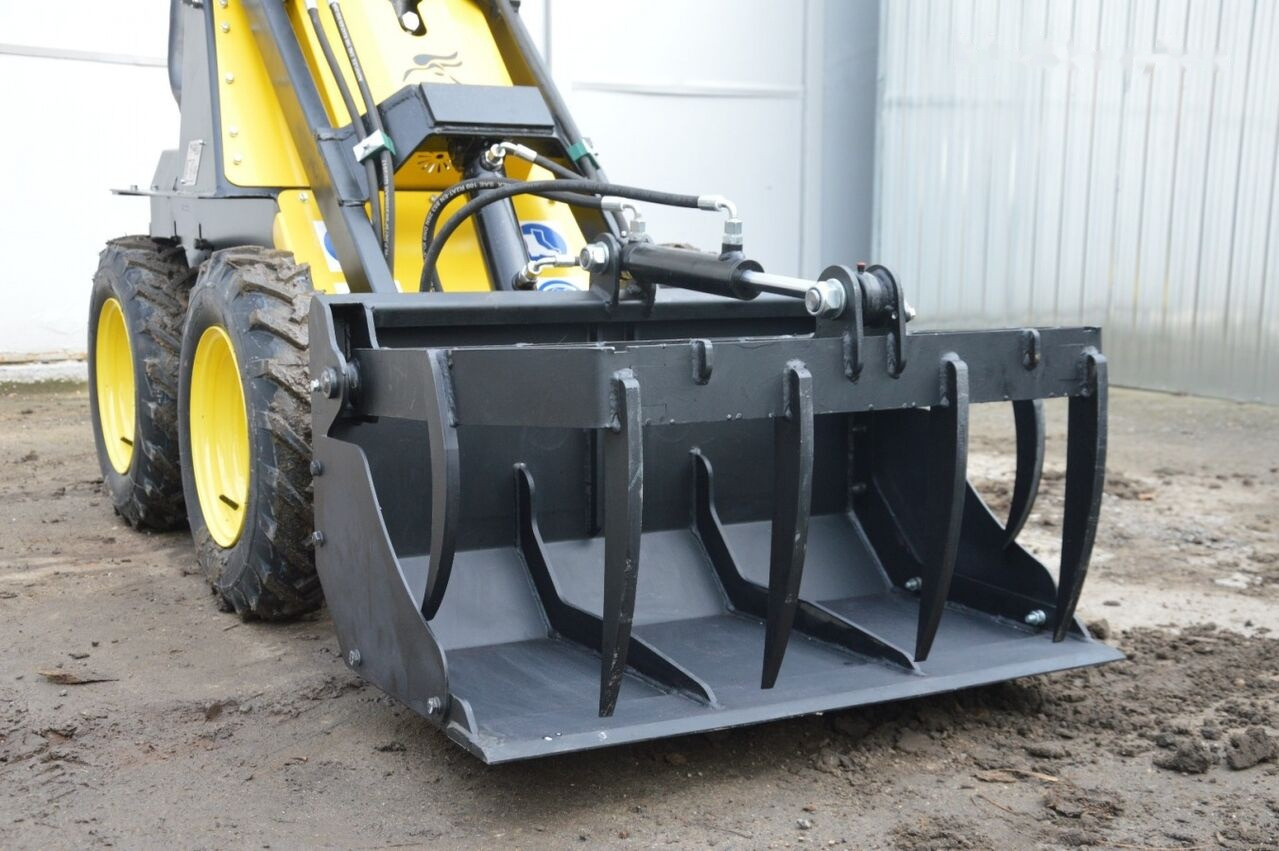 Tur Poland N520 Miniradlader Mini Hoflader Mini Lader - Mini pá carregadora: foto 4 Tur Poland N520 Miniradlader Mini Hoflader Mini Lader - Mini pá carregadora: foto 4