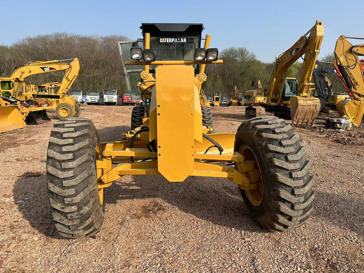 Motoniveladora CATERPILLAR 120H: foto 8