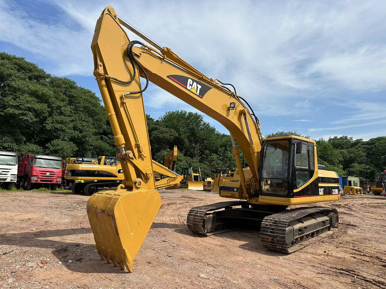 CATERPILLAR 320BL - Escavadora de rastos: foto 5 CATERPILLAR 320BL - Escavadora de rastos: foto 5