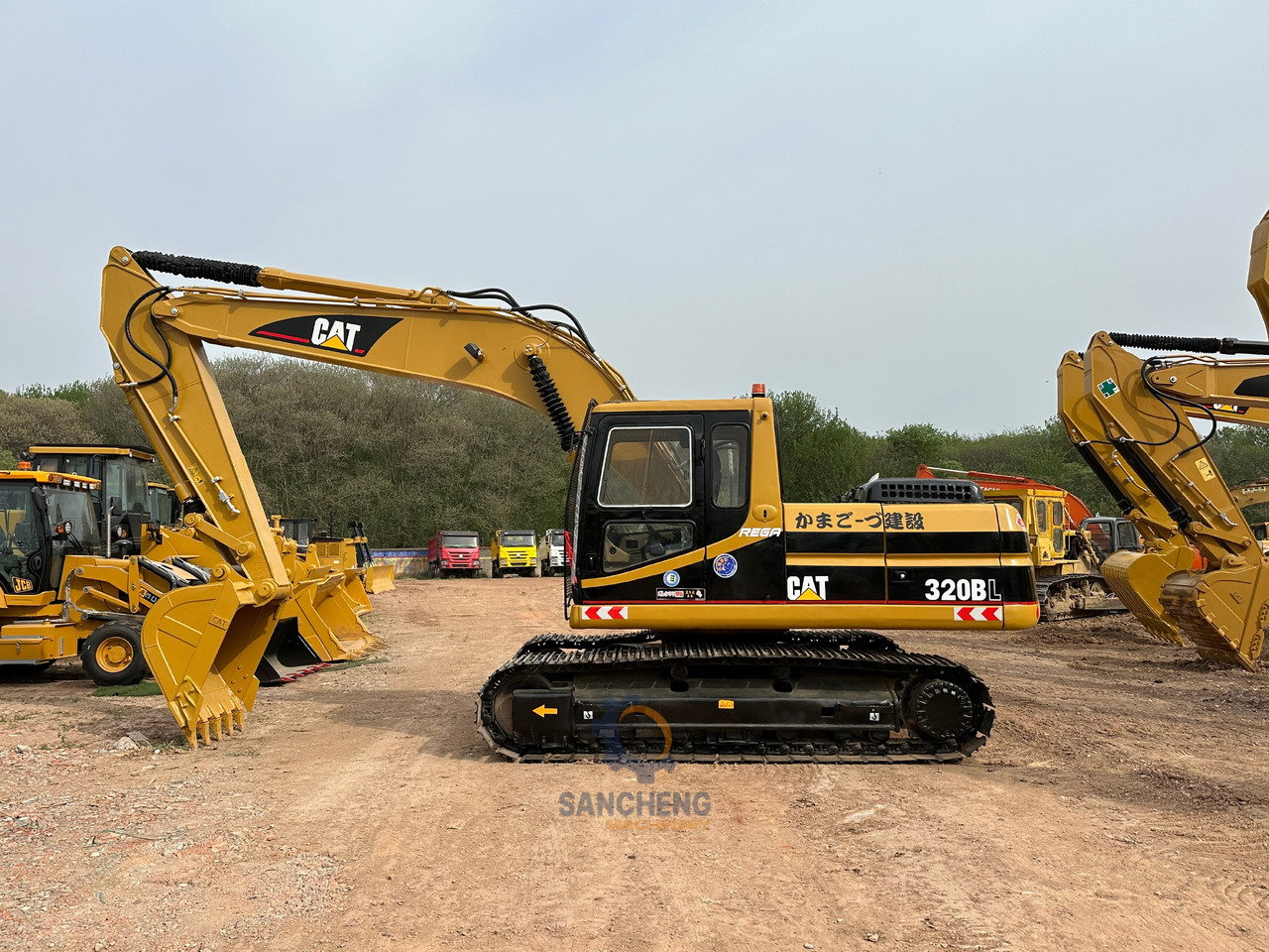 CATERPILLAR 320BL - Escavadora de rastos: foto 4 CATERPILLAR 320BL - Escavadora de rastos: foto 4