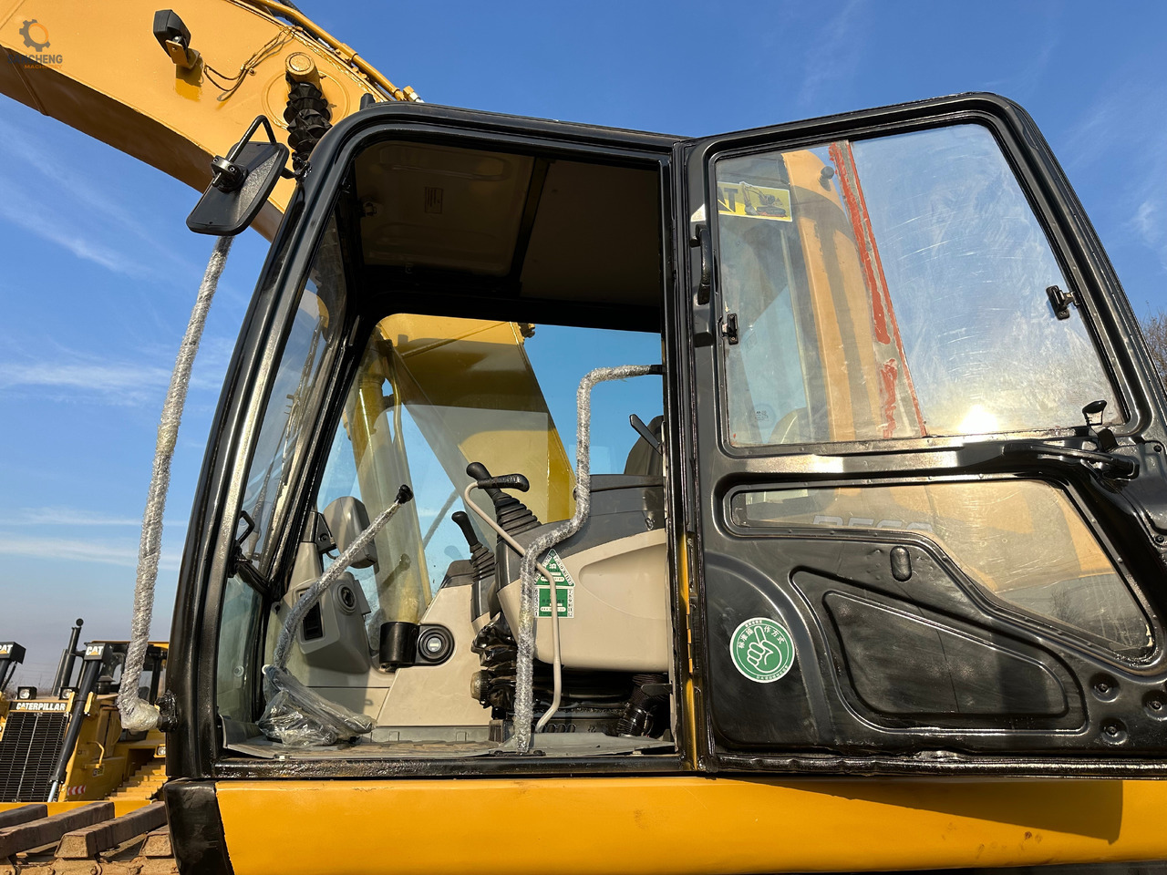CATERPILLAR 320CL - Escavadeira flutuante: foto 5 CATERPILLAR 320CL - Escavadeira flutuante: foto 5