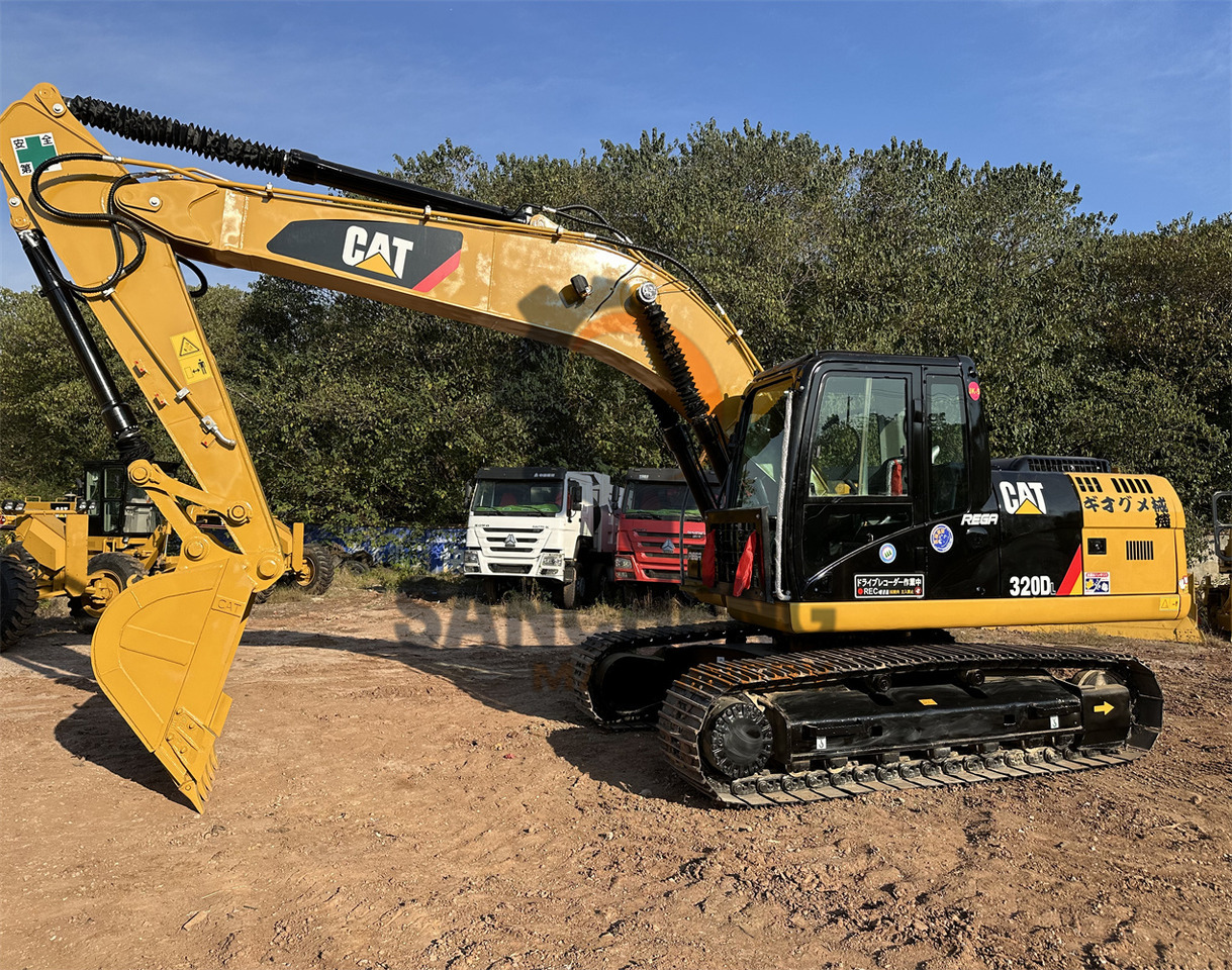 CATERPILLAR 320D - Escavadora de rastos: foto 4 CATERPILLAR 320D - Escavadora de rastos: foto 4