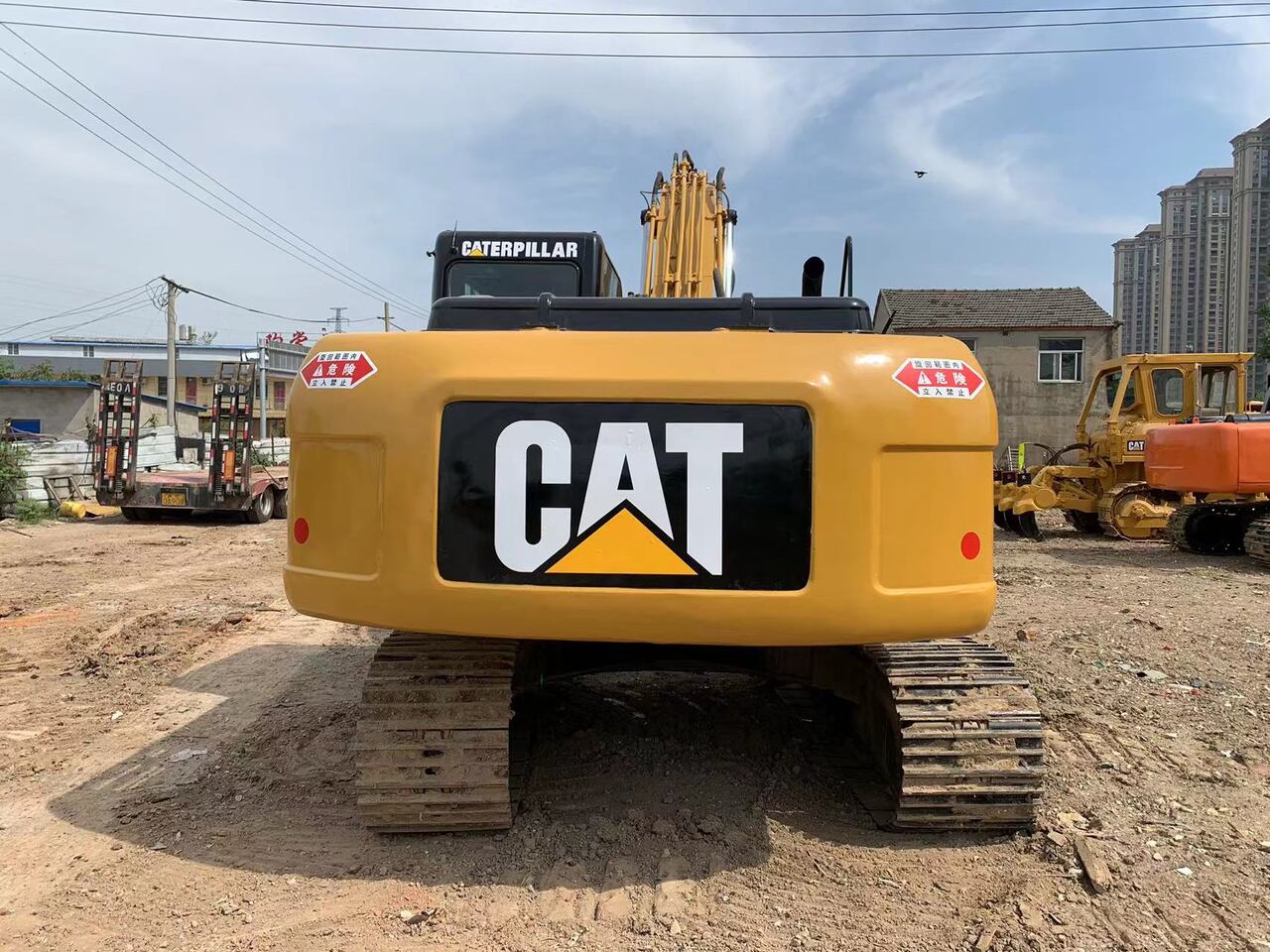 CATERPILLAR 320DL - Escavadora de rastos: foto 5 CATERPILLAR 320DL - Escavadora de rastos: foto 5