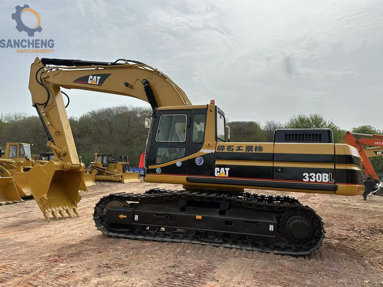 CATERPILLAR 330BL - Escavadora de rastos: foto 1 CATERPILLAR 330BL - Escavadora de rastos: foto 1