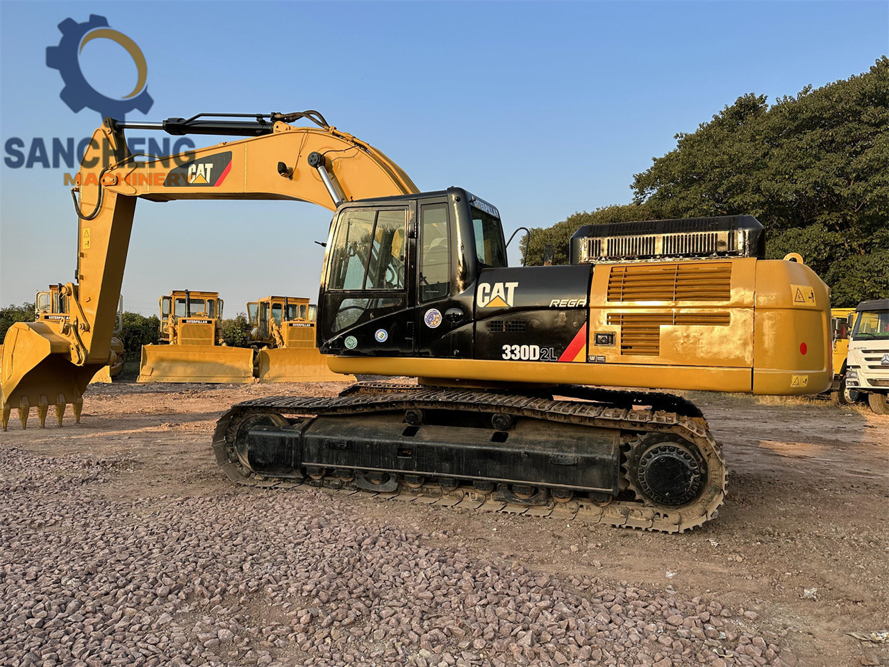 CATERPILLAR 330D2L - Escavadora de rastos: foto 1 CATERPILLAR 330D2L - Escavadora de rastos: foto 1