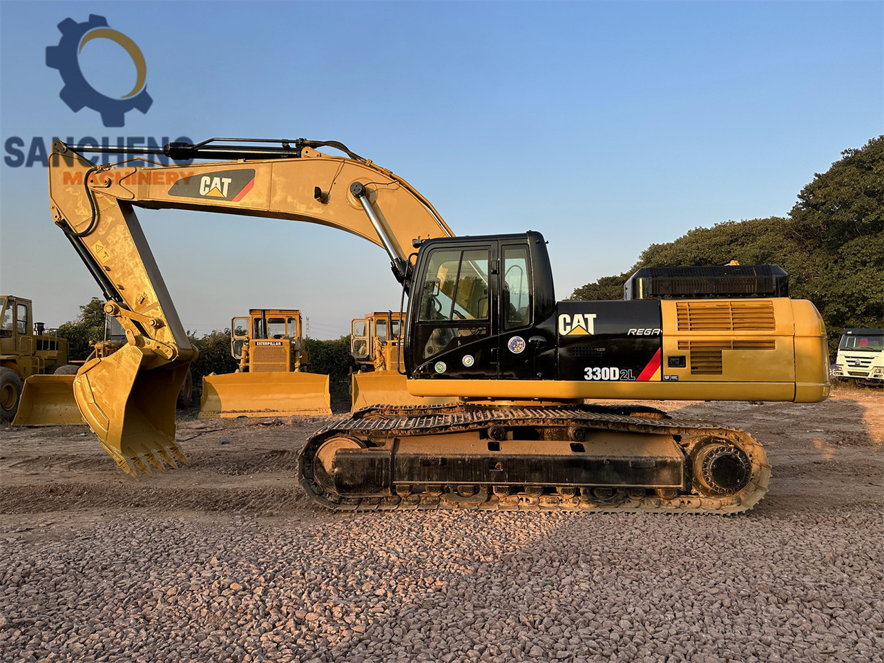 CATERPILLAR 330D2L - Escavadora de rastos: foto 4 CATERPILLAR 330D2L - Escavadora de rastos: foto 4