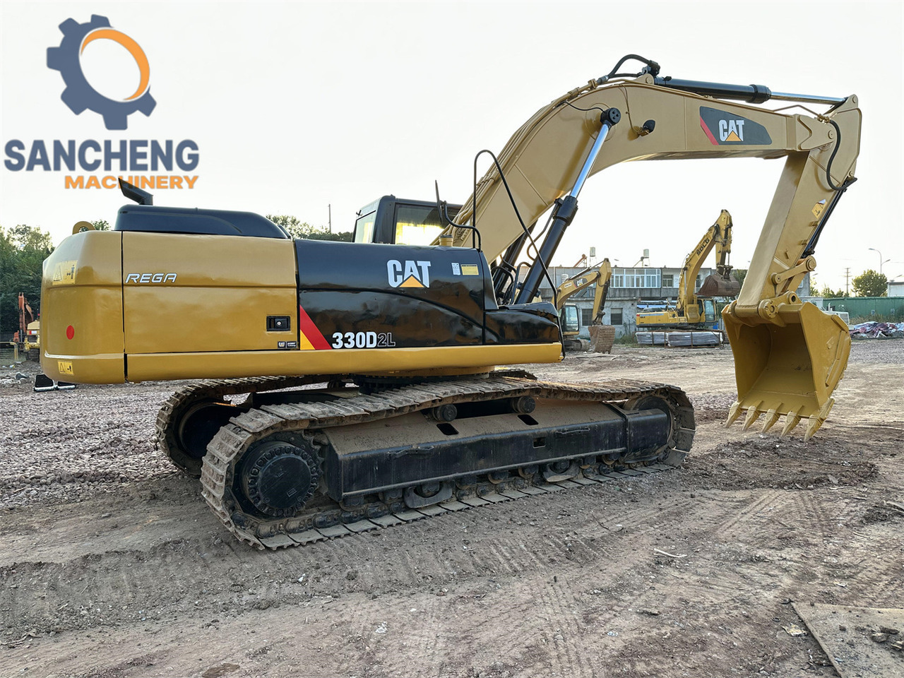 CATERPILLAR 330D2L - Escavadora de rastos: foto 2 CATERPILLAR 330D2L - Escavadora de rastos: foto 2