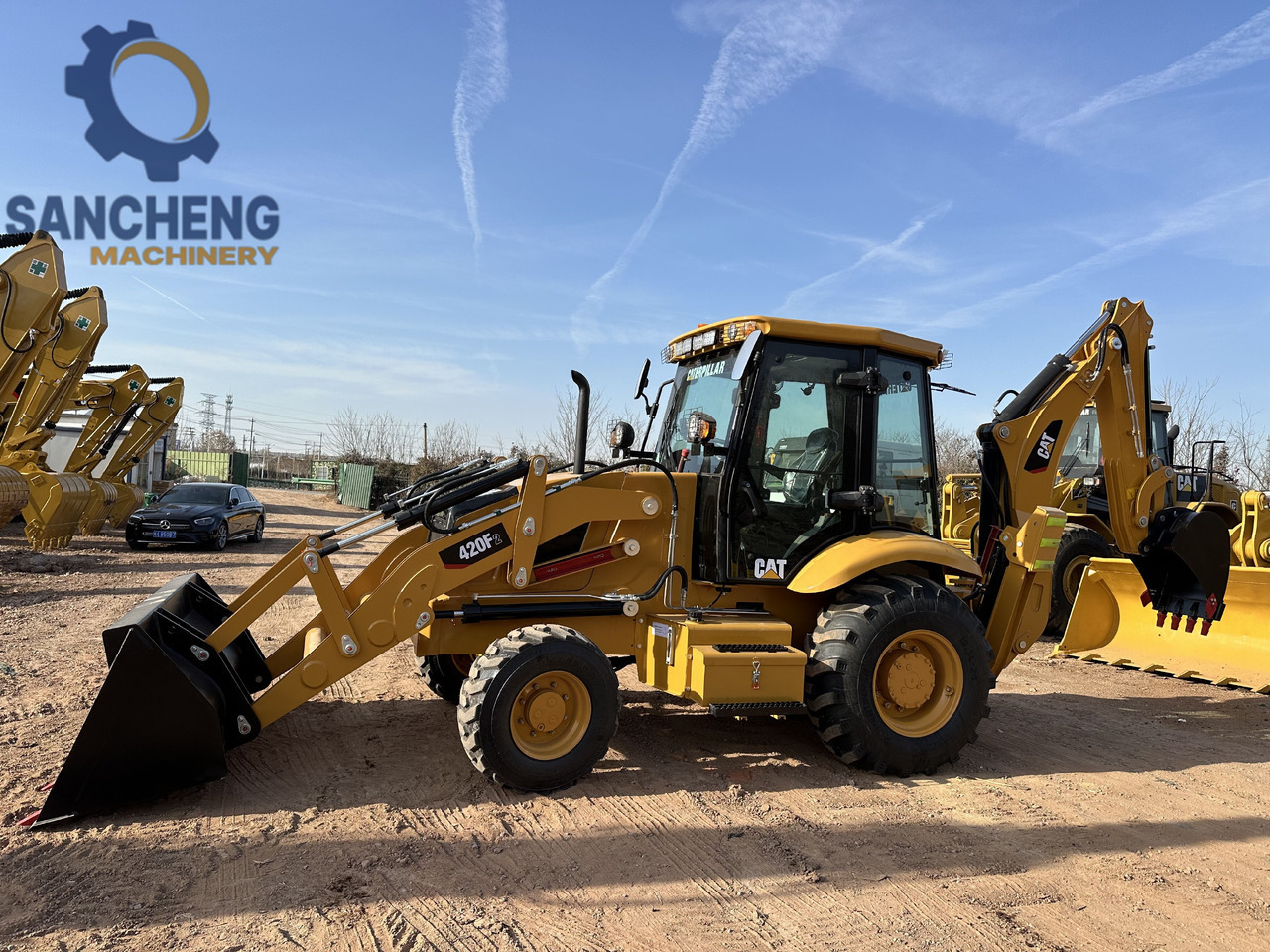 CATERPILLAR 420F2 - Retroescavadeira: foto 4 CATERPILLAR 420F2 - Retroescavadeira: foto 4