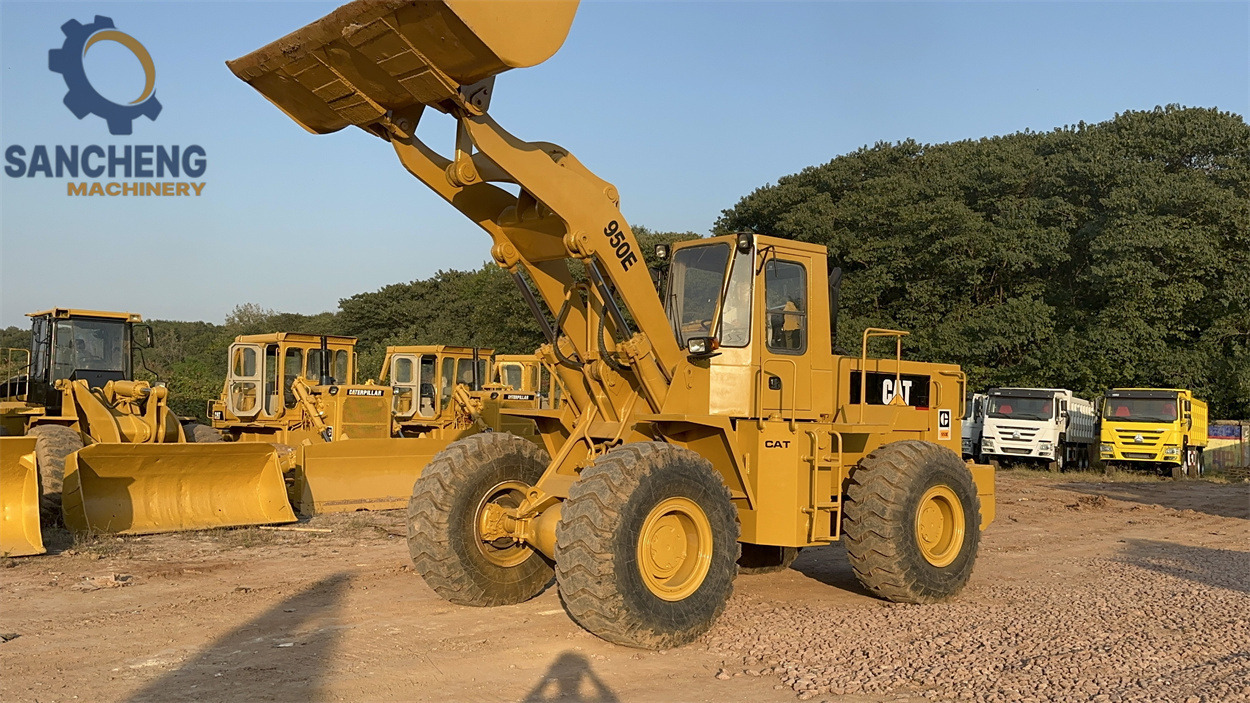 CATERPILLAR 950E - Pá carregadora de rodas: foto 2 CATERPILLAR 950E - Pá carregadora de rodas: foto 2