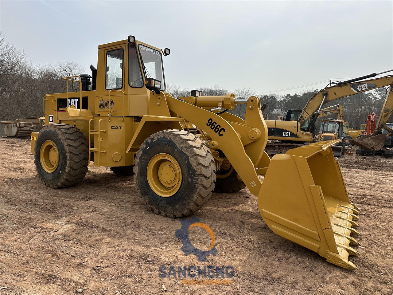 CATERPILLAR 966C - Pá carregadora de rodas: foto 1 CATERPILLAR 966C - Pá carregadora de rodas: foto 1