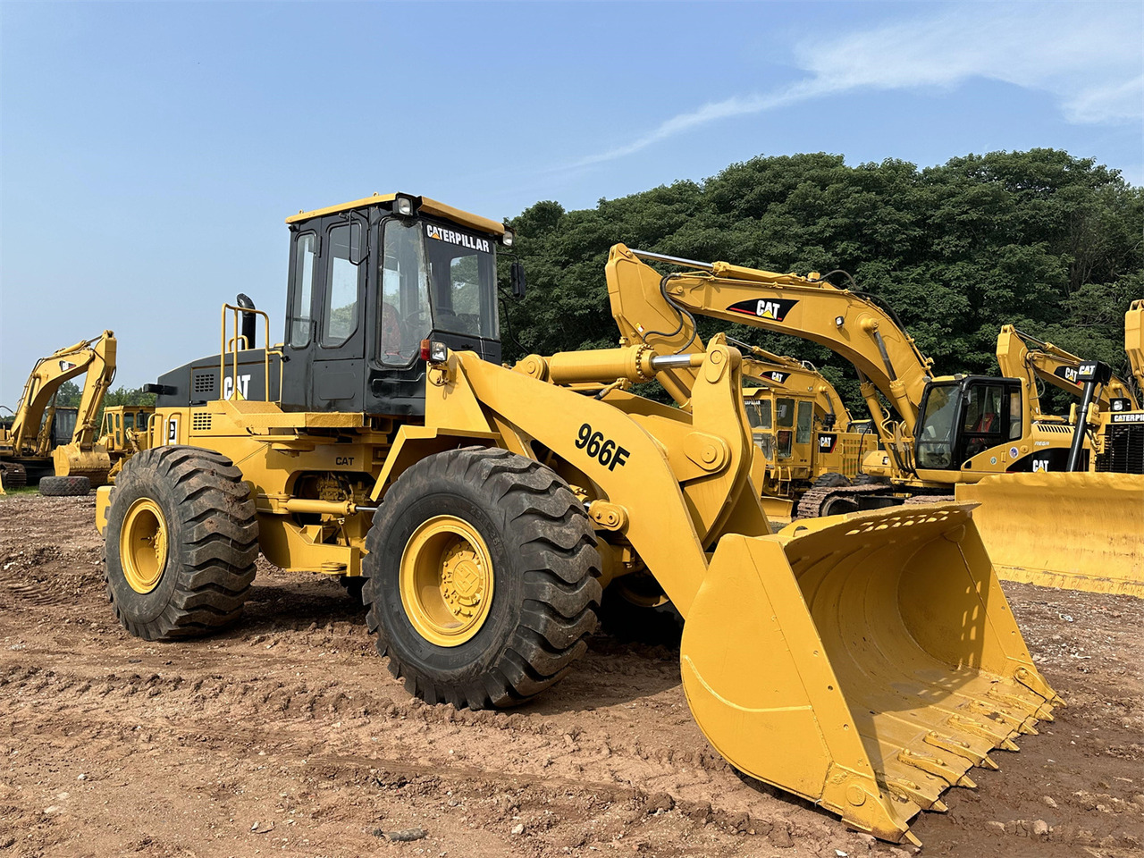 CATERPILLAR 966F - Pá carregadora de rodas: foto 4 CATERPILLAR 966F - Pá carregadora de rodas: foto 4