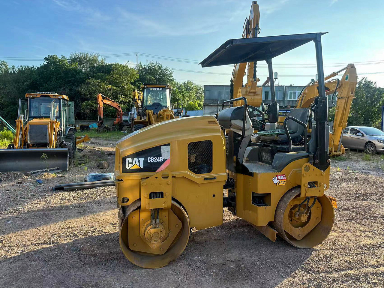 CATERPILLAR CB24B - Rolo: foto 3 CATERPILLAR CB24B - Rolo: foto 3