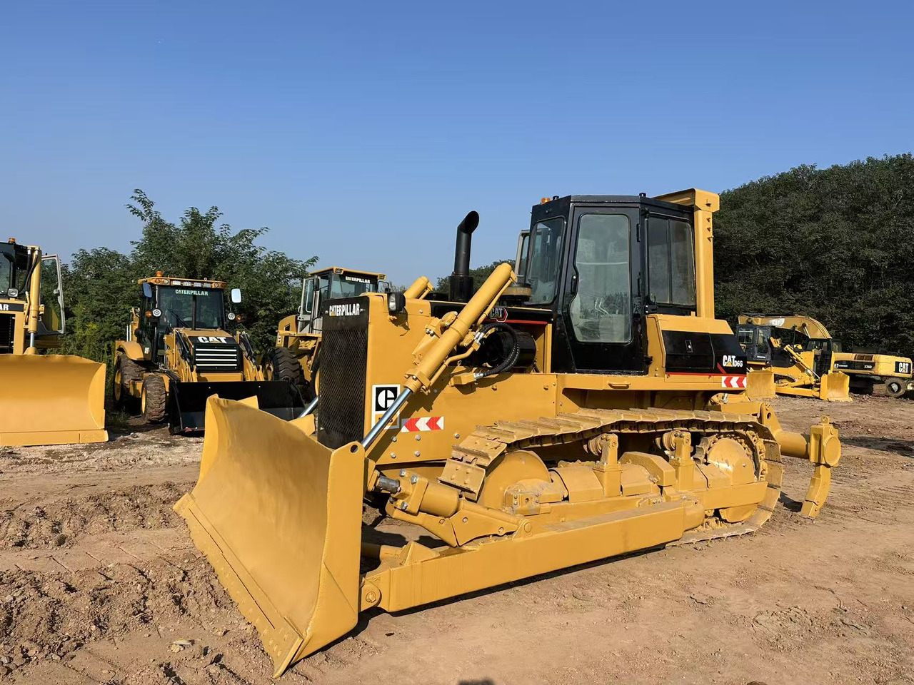 CATERPILLAR D6G - Buldôzer: foto 3 CATERPILLAR D6G - Buldôzer: foto 3