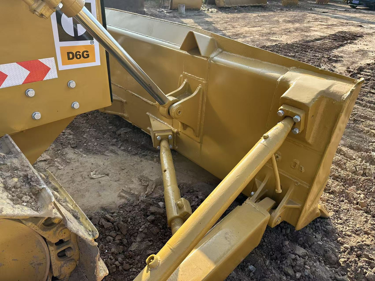 Buldôzer CATERPILLAR D6G: foto 10