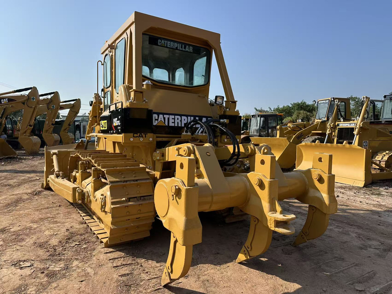 CATERPILLAR D7G Bulldozer - Buldôzer: foto 1 CATERPILLAR D7G Bulldozer - Buldôzer: foto 1