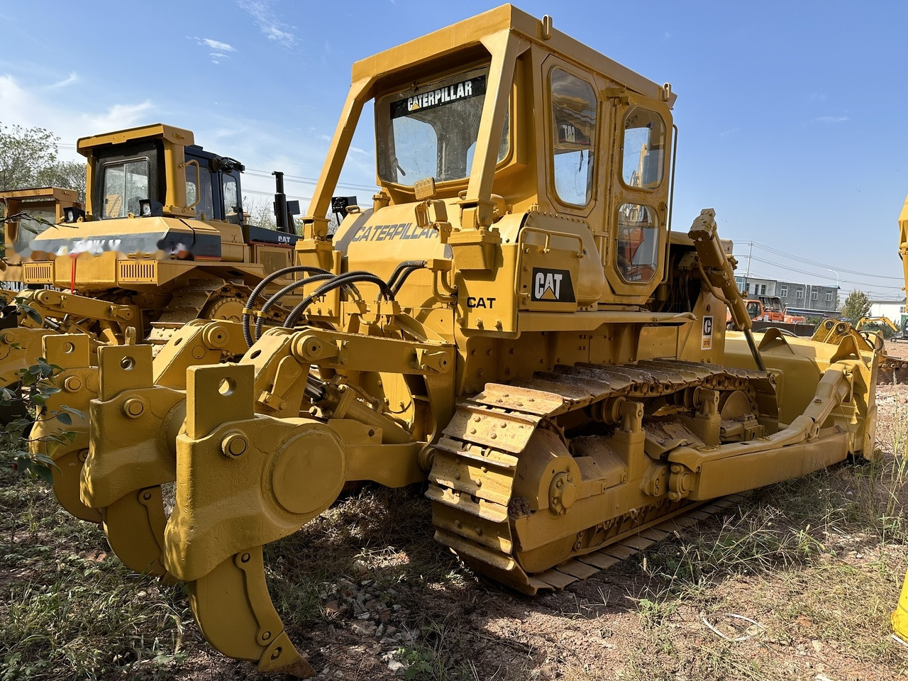 CATERPILLAR D7G - Buldôzer: foto 1 CATERPILLAR D7G - Buldôzer: foto 1