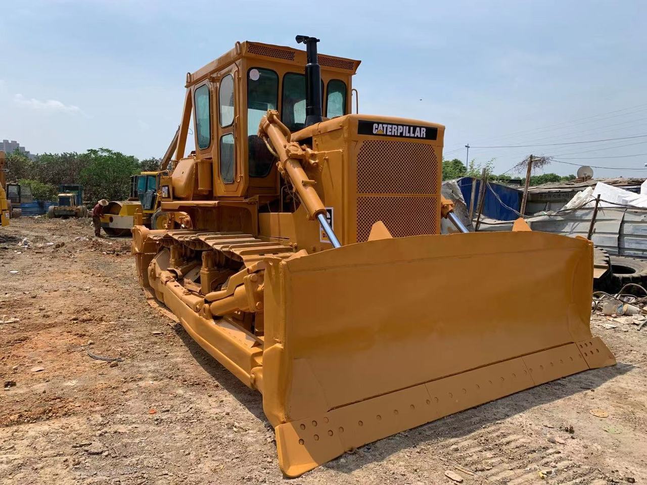CATERPILLAR D7G - Buldôzer: foto 1 CATERPILLAR D7G - Buldôzer: foto 1