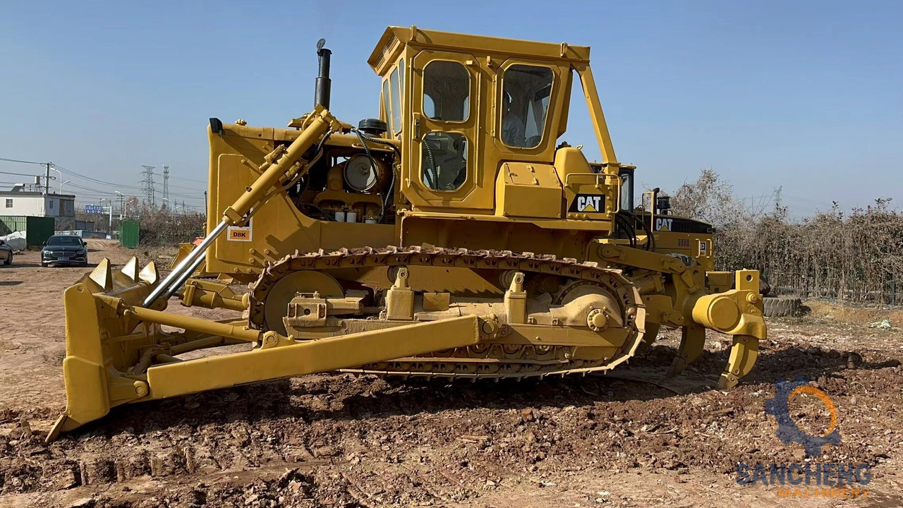 CATERPILLAR D8K - Buldôzer: foto 2 CATERPILLAR D8K - Buldôzer: foto 2