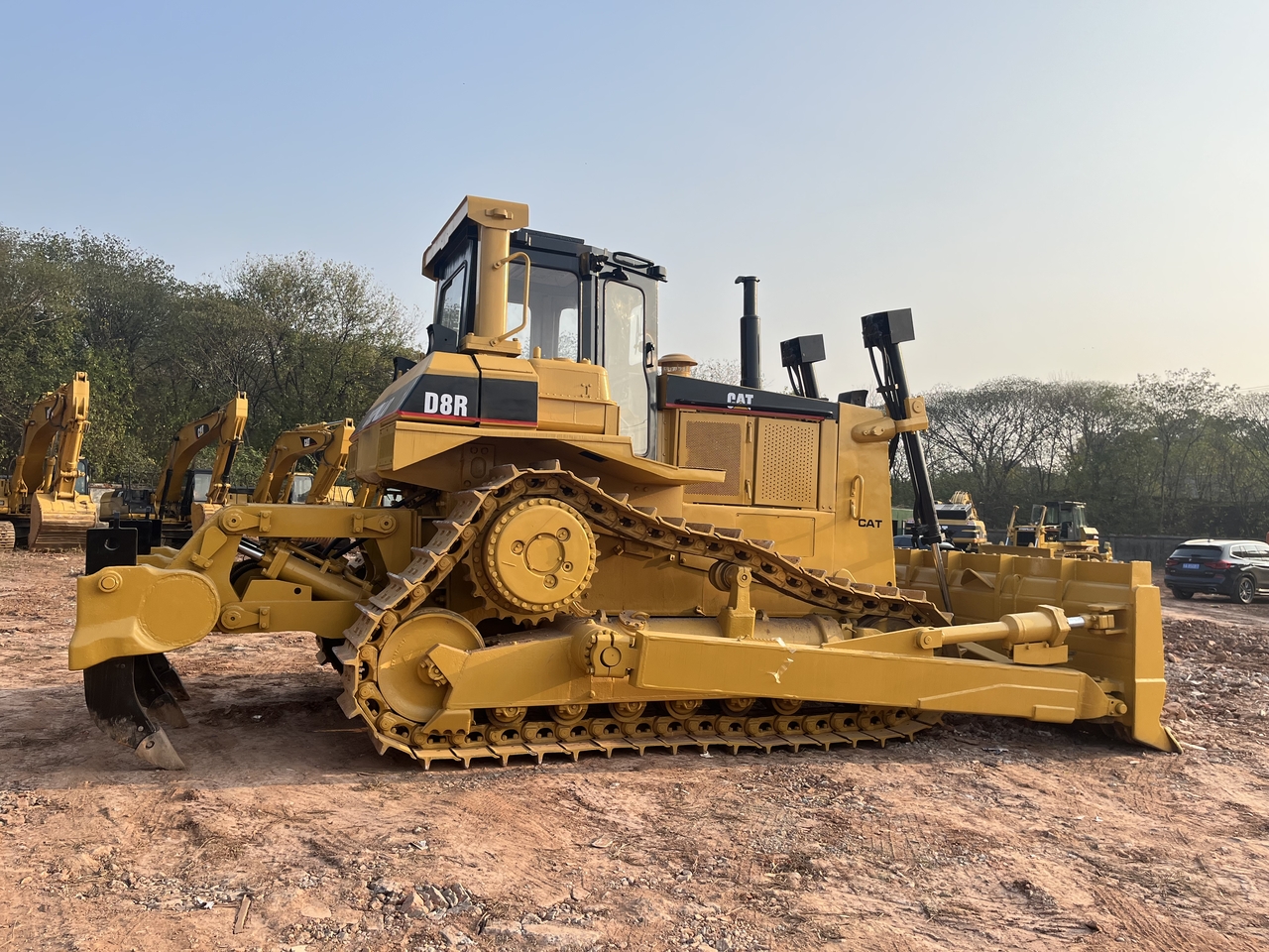 CATERPILLAR D8R - Buldôzer: foto 4 CATERPILLAR D8R - Buldôzer: foto 4