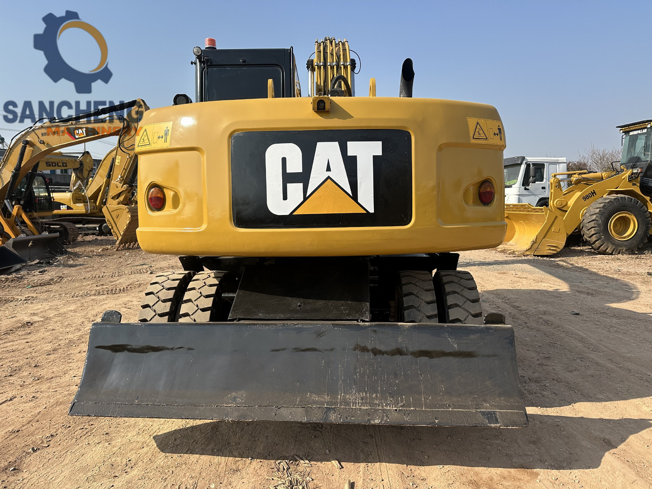 CATERPILLAR M320D2 - Escavadeira de rodas: foto 3 CATERPILLAR M320D2 - Escavadeira de rodas: foto 3