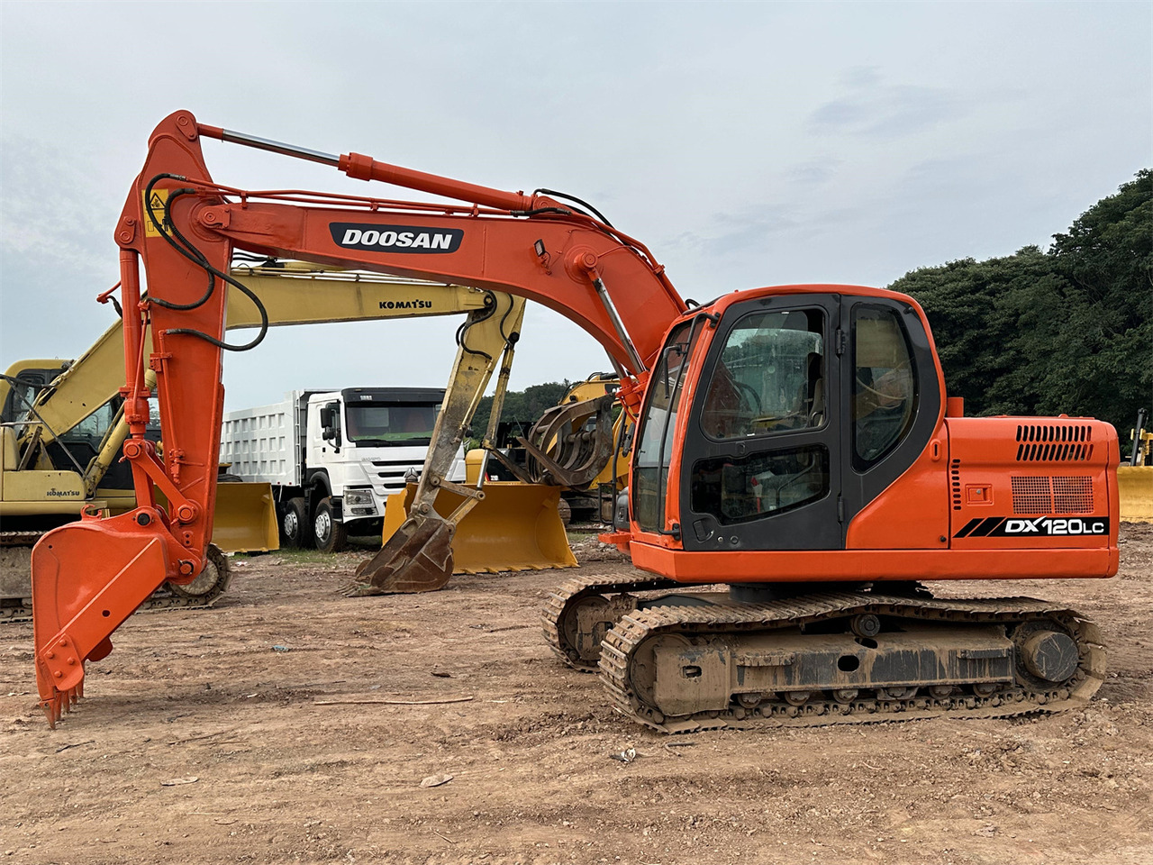 Escavadora de rastos DOOSAN DX120: foto 9