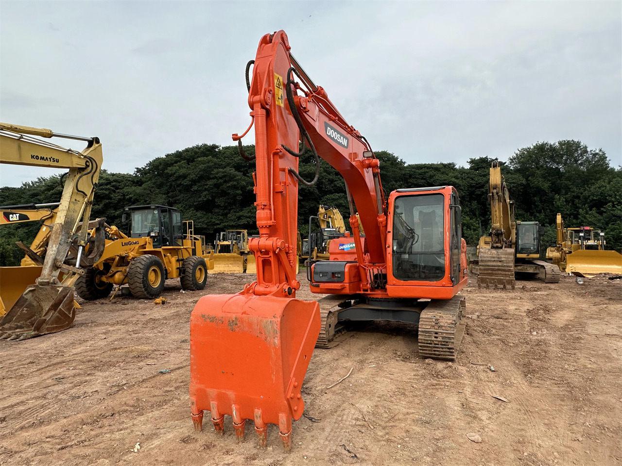 Escavadora de rastos DOOSAN DX120: foto 7