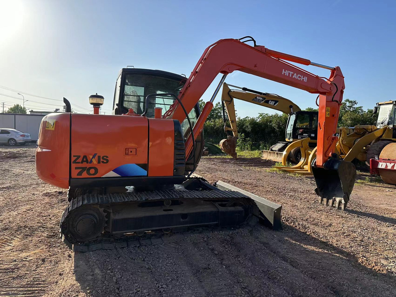 HITACHI ZAXIS ZX70 - Mini escavadeira: foto 5 HITACHI ZAXIS ZX70 - Mini escavadeira: foto 5
