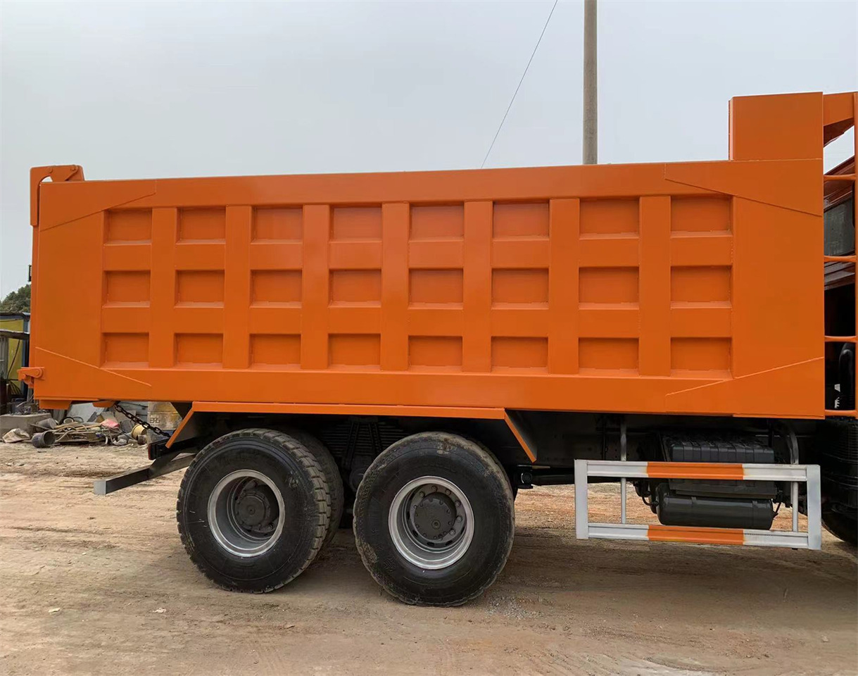 Camião basculante HOWO 371hp: foto 10