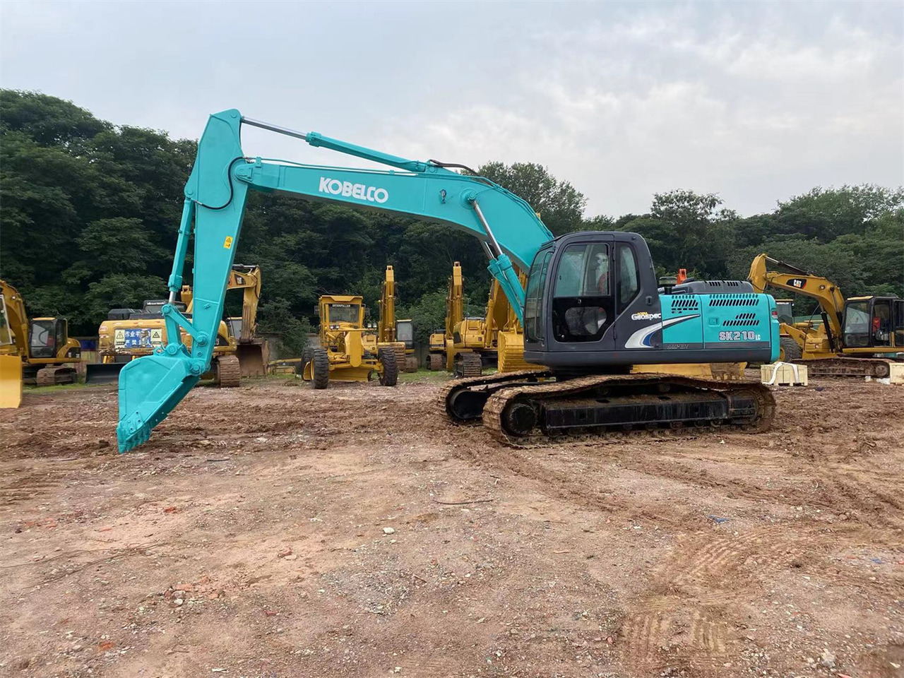 KOBELCO SK210LC-8 - Escavadora de rastos: foto 3 KOBELCO SK210LC-8 - Escavadora de rastos: foto 3