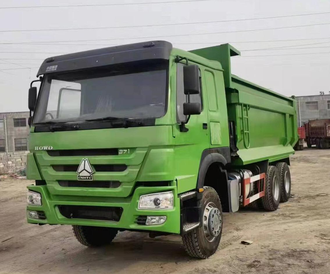 SINOTRUK Howo 6x4 Dump truck 371hp - Camião basculante: foto 1 SINOTRUK Howo 6x4 Dump truck 371hp - Camião basculante: foto 1