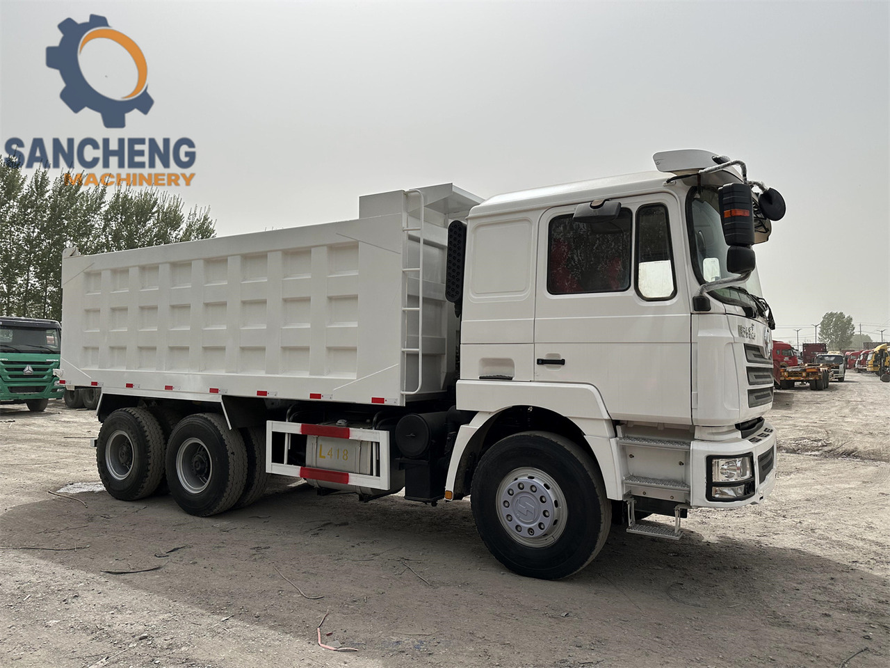 Shacman F3000 Dump truck - Camião basculante: foto 2 Shacman F3000 Dump truck - Camião basculante: foto 2