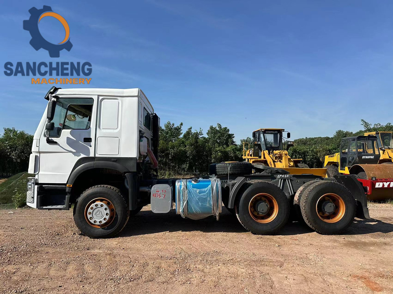 SINOTRUK HOWO Truck Head 371 - Tractor: foto 1 SINOTRUK HOWO Truck Head 371 - Tractor: foto 1