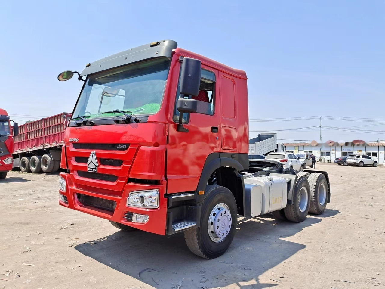 SINOTRUK Howo tractor unit 420hp 6x4 - Tractor: foto 2 SINOTRUK Howo tractor unit 420hp 6x4 - Tractor: foto 2