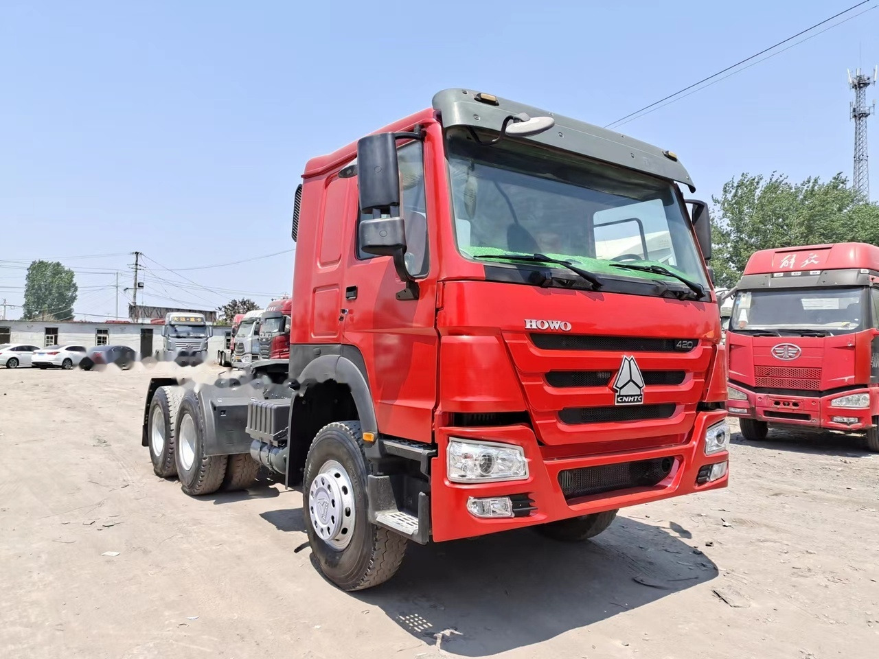 SINOTRUK Howo tractor unit 420hp 6x4 - Tractor: foto 2 SINOTRUK Howo tractor unit 420hp 6x4 - Tractor: foto 2
