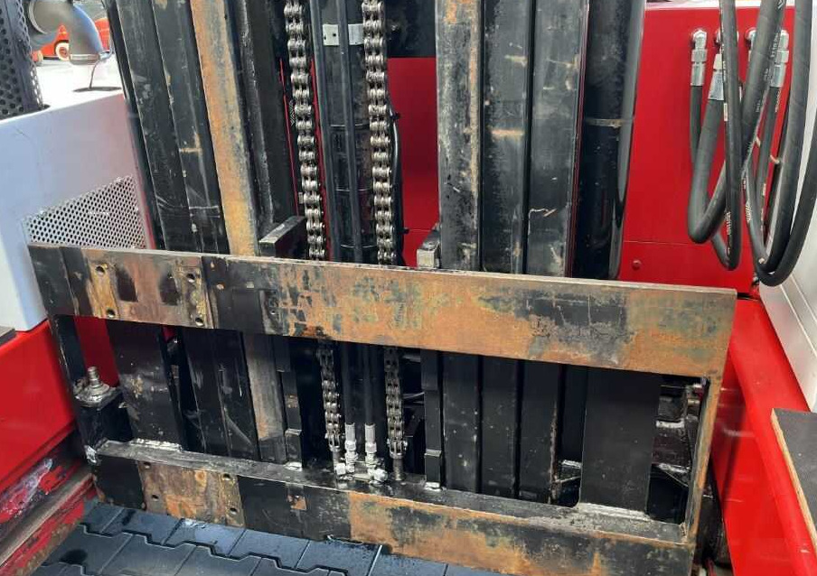 B-P Battioni e Pagani HT5KU - Empilhador lateral: foto 3 B-P Battioni e Pagani HT5KU - Empilhador lateral: foto 3