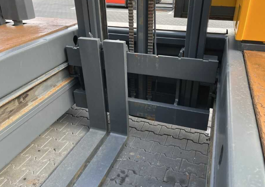 Baumann DX 50/14/45 - Empilhador lateral: foto 3 Baumann DX 50/14/45 - Empilhador lateral: foto 3