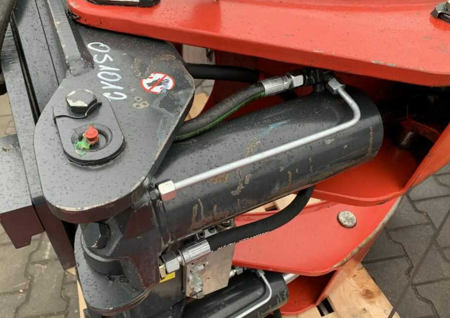 Bolzoni AR-33RJ0-13 - Grampo para Empilhador: foto 1 Bolzoni AR-33RJ0-13 - Grampo para Empilhador: foto 1