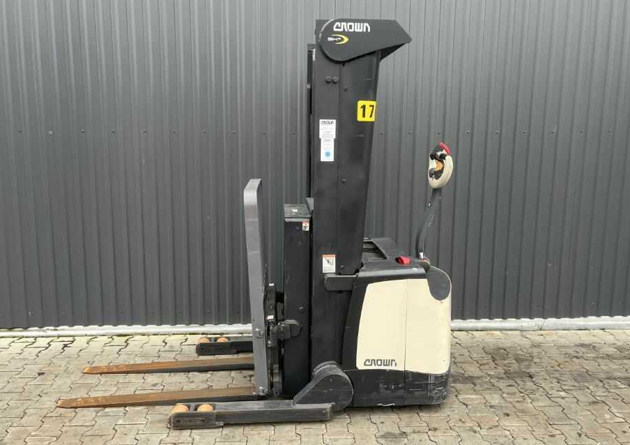 Crown SHR5520-1.13 - Stacker: foto 2 Crown SHR5520-1.13 - Stacker: foto 2