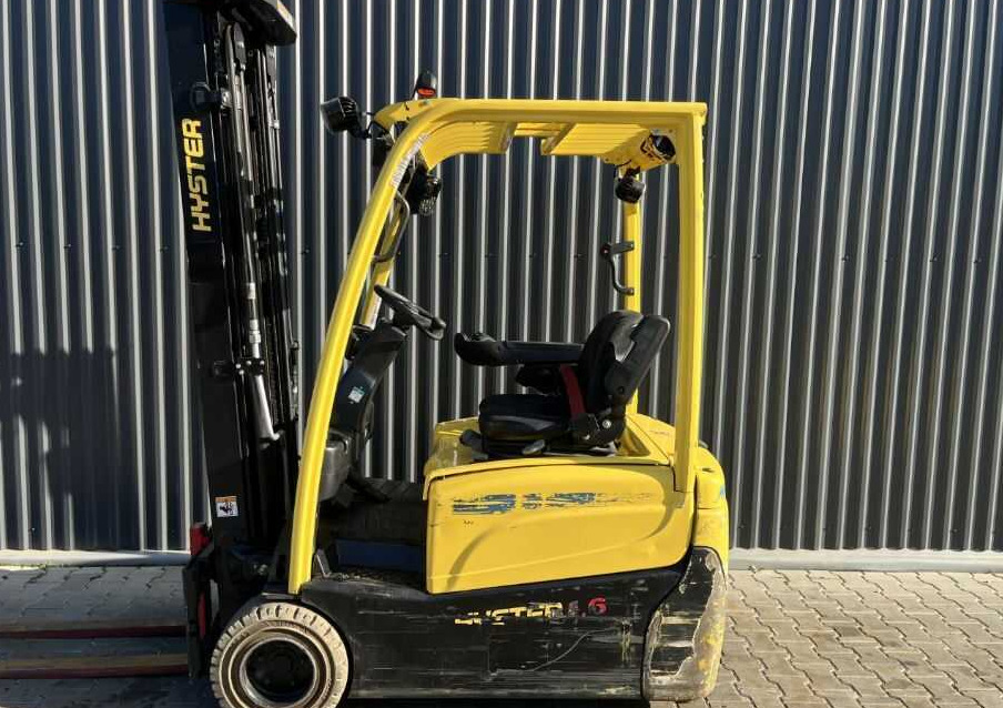 Hyster J1.6XNT - Empilhador elétrico: foto 2 Hyster J1.6XNT - Empilhador elétrico: foto 2