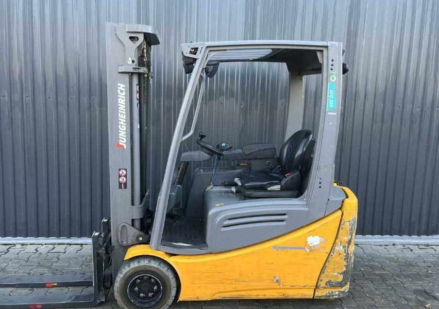 Jungheinrich EFG220 - Empilhador elétrico: foto 2 Jungheinrich EFG220 - Empilhador elétrico: foto 2